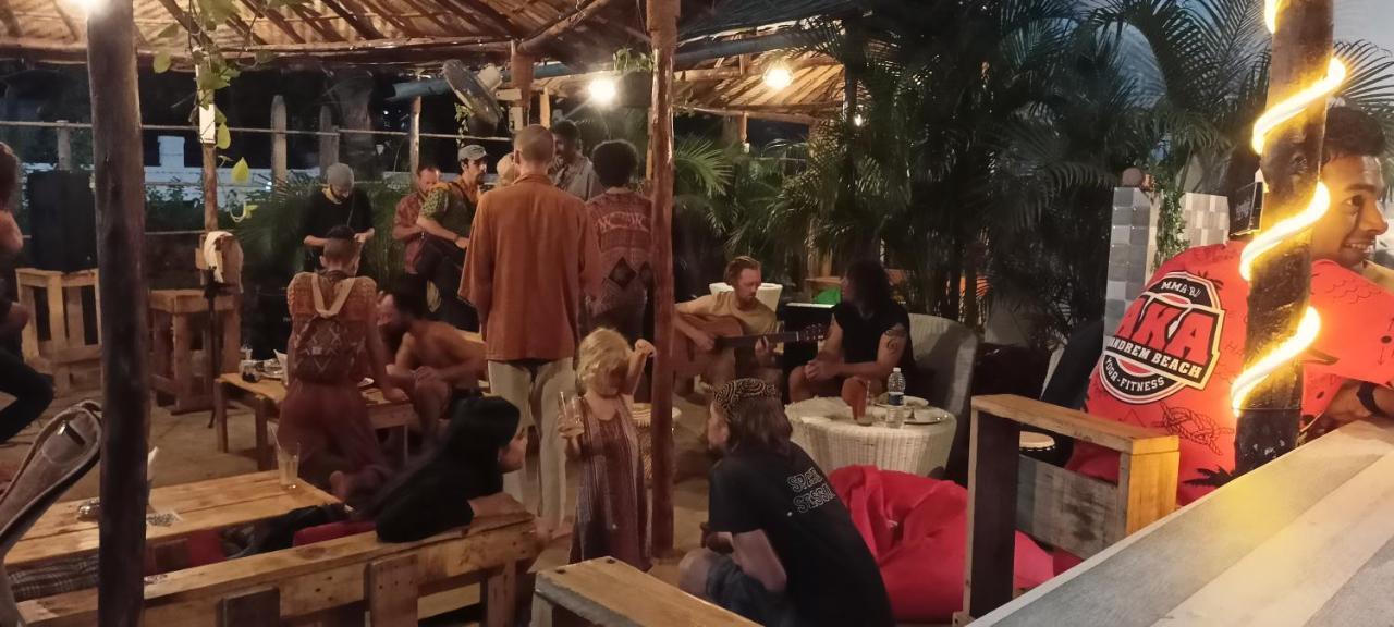 Red Monkeys Hostel Arambol Zewnętrze zdjęcie